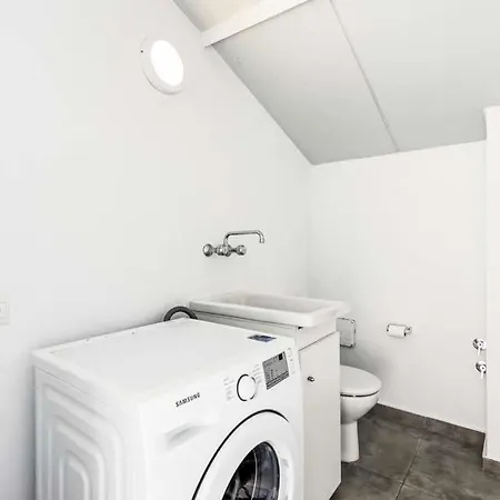 Sleeps 6 With Pool Air Con And Wifi Villa