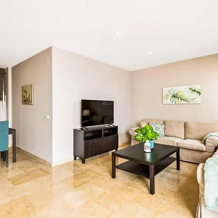 Sleeps 6 With Pool Air Con And Wifi Villa Nerja